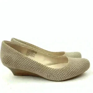 Rockport addiprene adidas wedge 7 37.5 tan leather